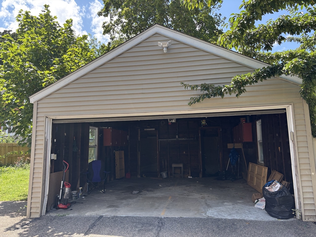30 Bacon St # 1