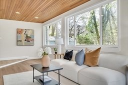 55 Hillside Ave