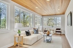55 Hillside Ave