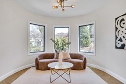55 Hillside Ave