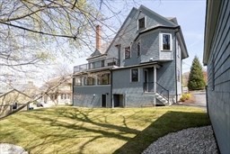 55 Hillside Ave