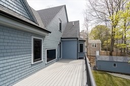 55 Hillside Ave