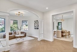 55 Hillside Ave