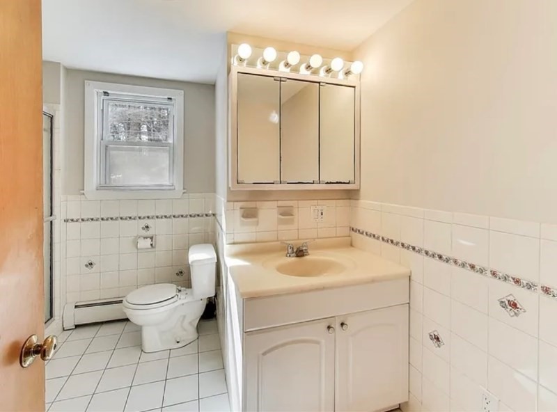 215 Blue Hill Dr