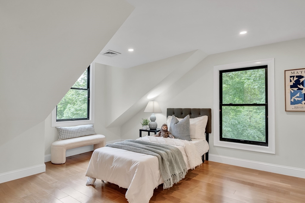 14 Summit Street # F Unit: 14-F