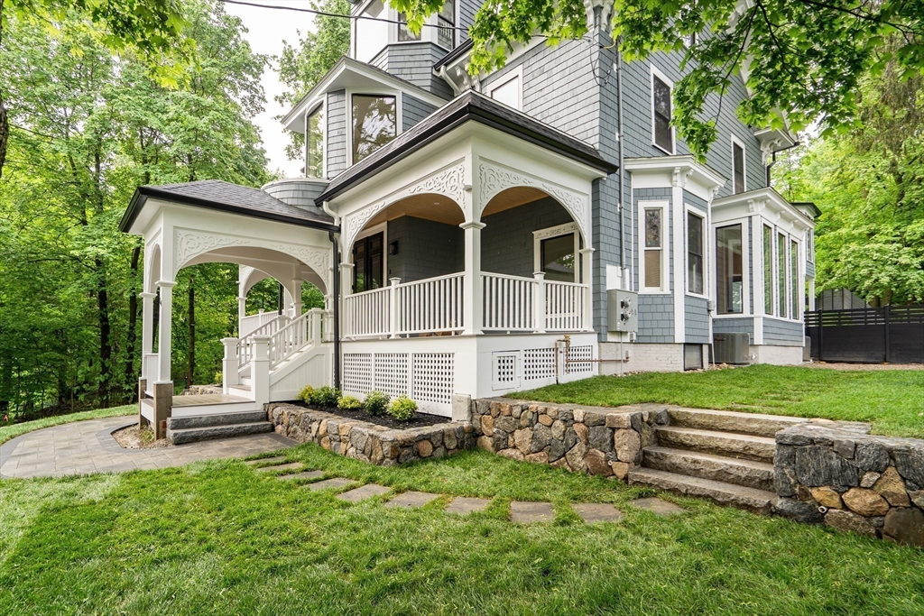 14 Summit Street # F Unit: 14-F