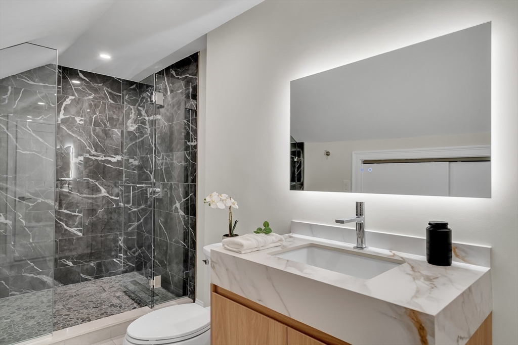 14 Summit Street # F Unit: 14-F
