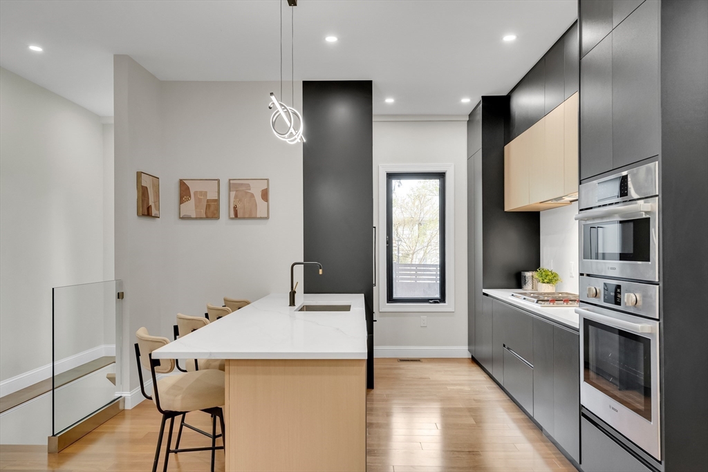16 Summit St # R Unit: 16-R