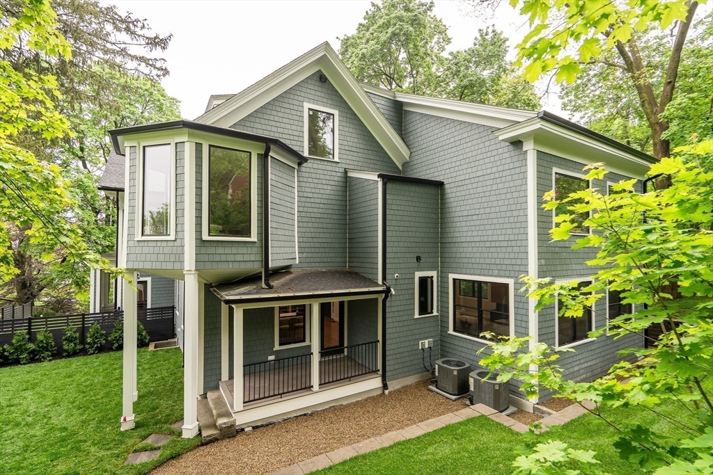 16 Summit St # R Unit: 16-R