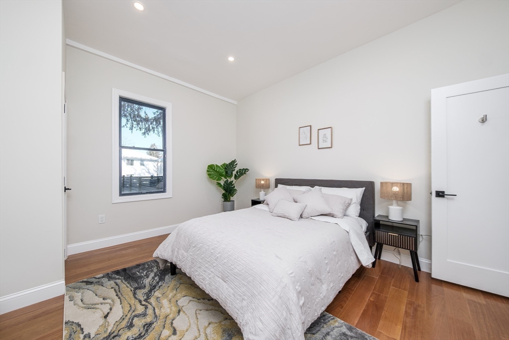 16 Summit St # R Unit: 16-R