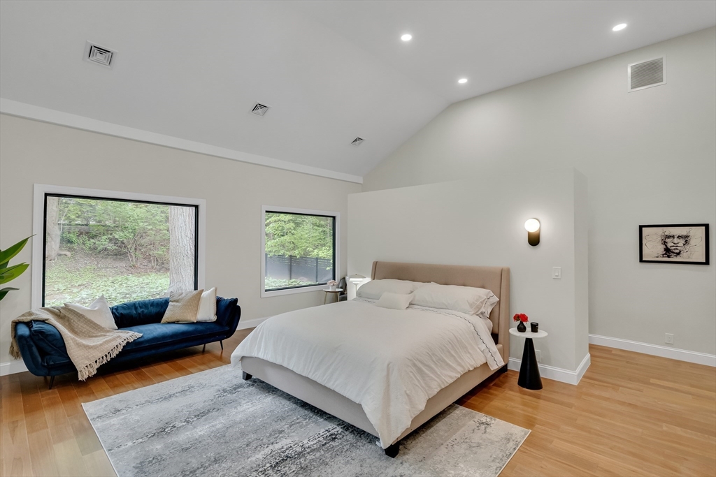 16 Summit St # R Unit: 16-R