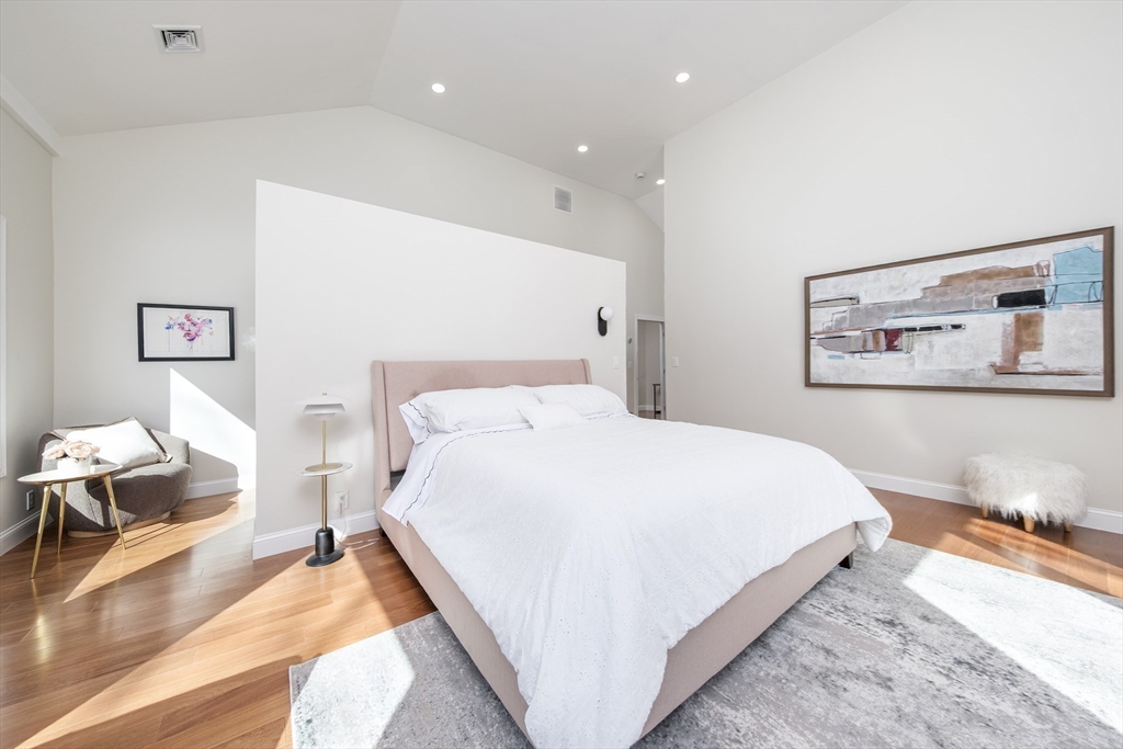16 Summit St # R Unit: 16-R