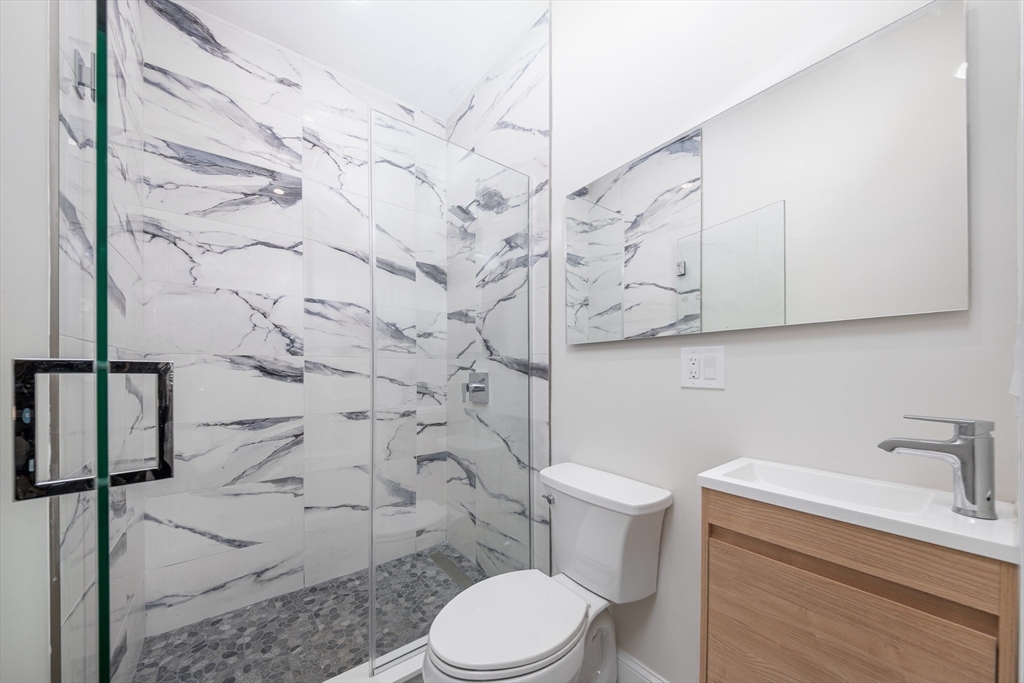 16 Summit St # R Unit: 16-R