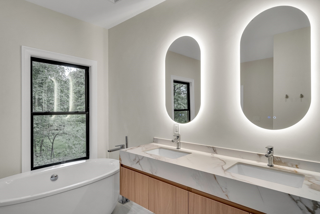 14-16 Summit Street, Newton