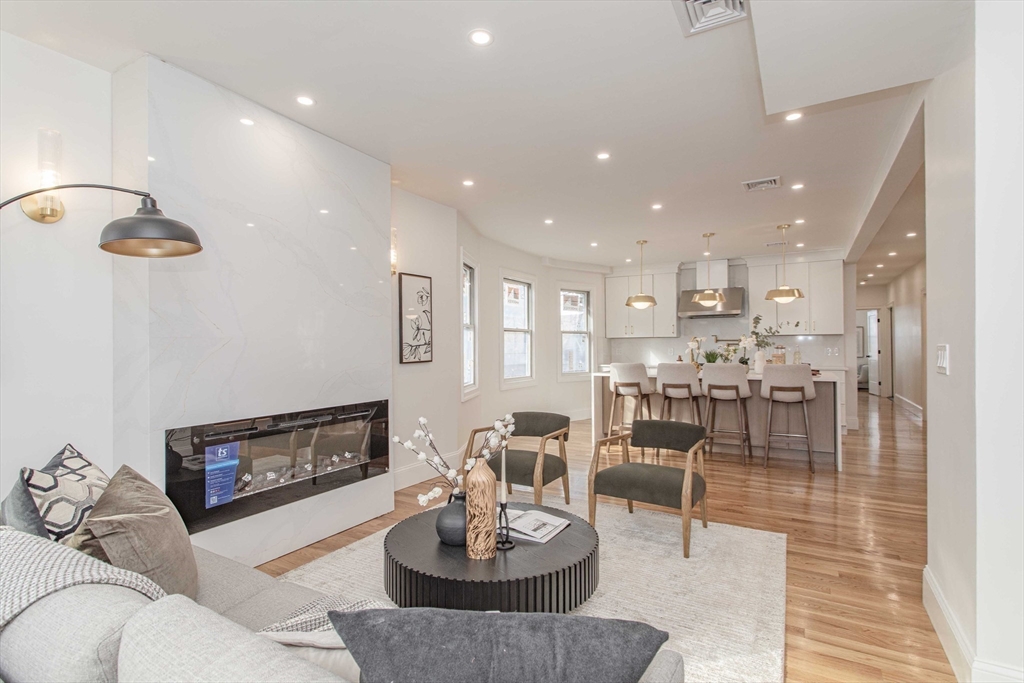 123 Mt Vernon Street # 2