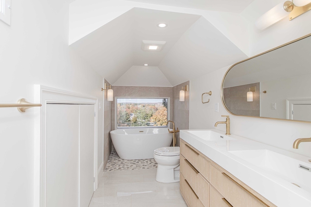 123 Mt Vernon Street # 2