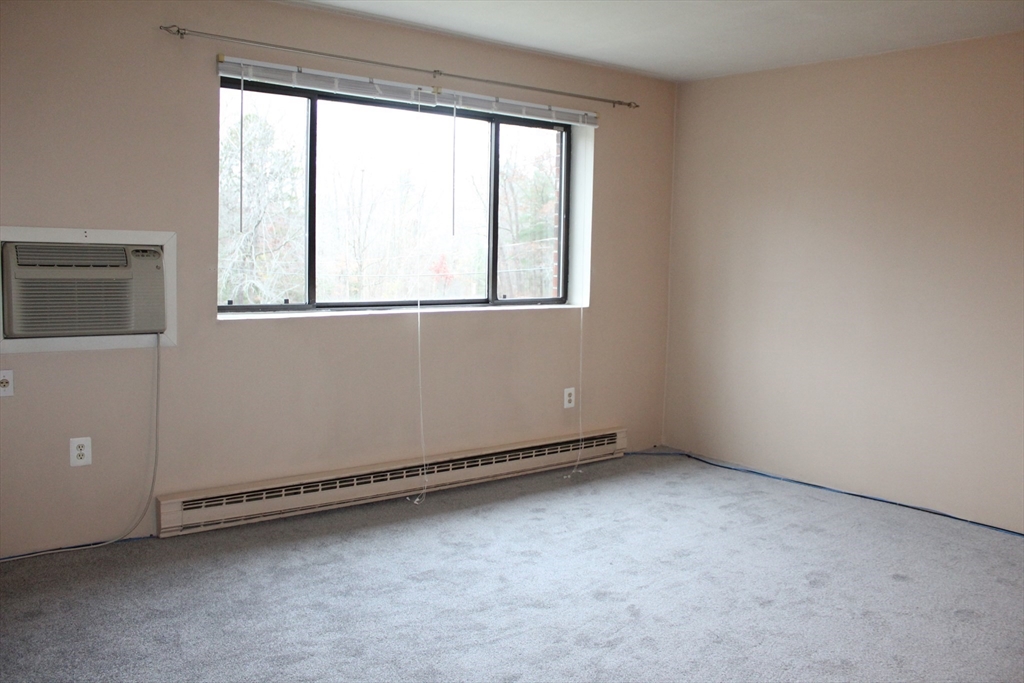 67 Milliken Ave # 22B