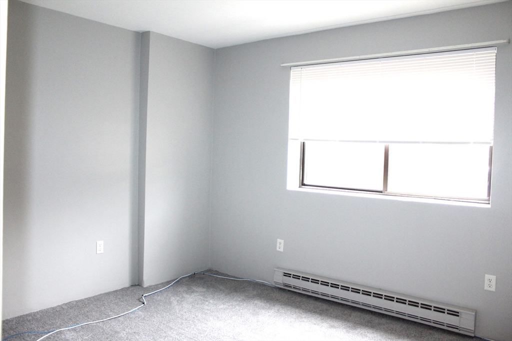 67 Milliken Ave # 22B