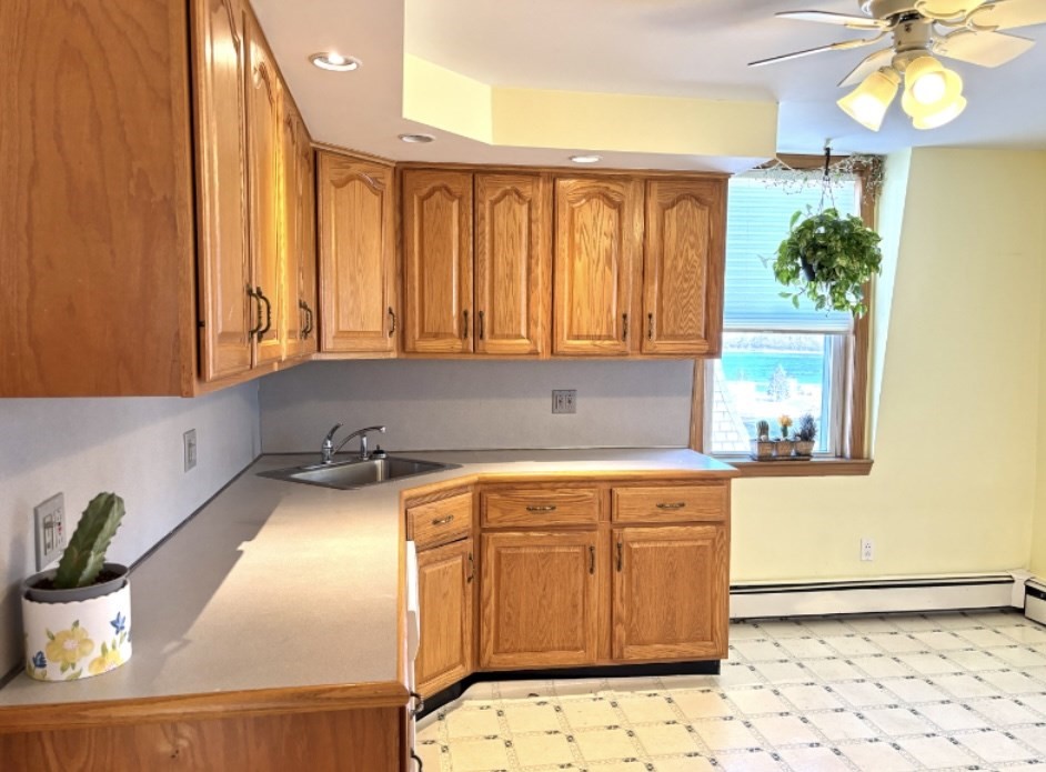 55 Port Norfolk St # 3