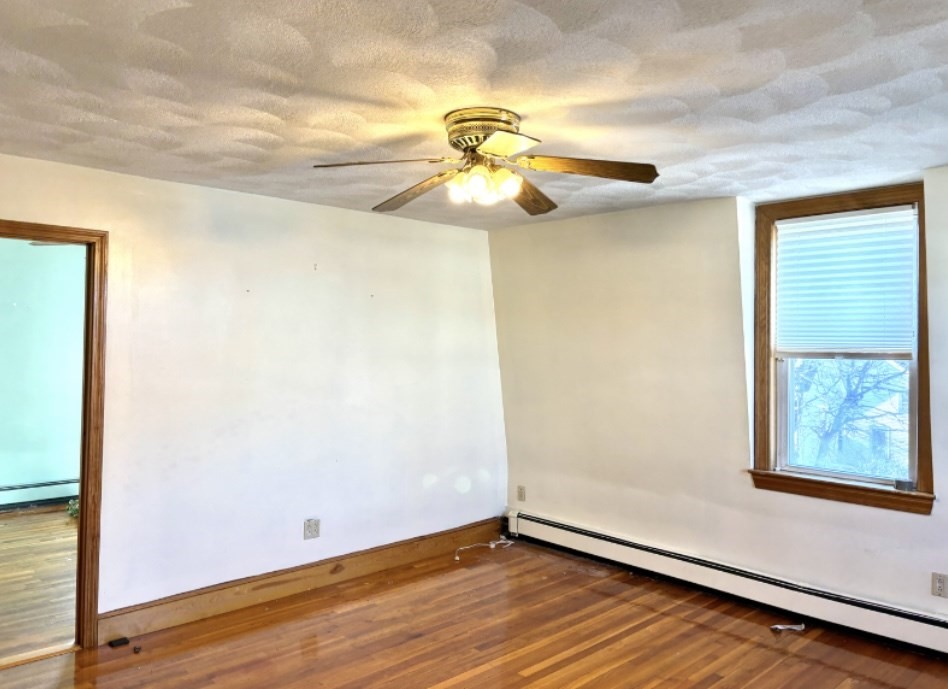 55 Port Norfolk St # 3