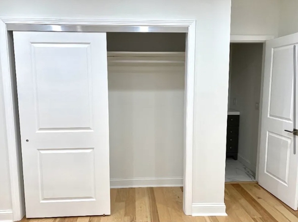 1500 Worcester Rd # 6