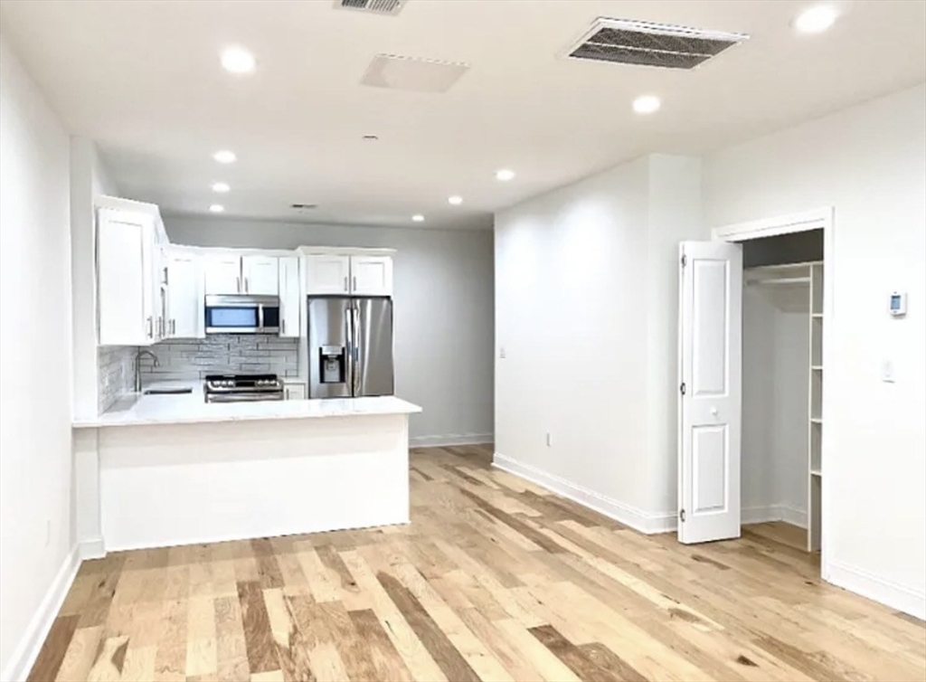 1500 Worcester Rd # 6