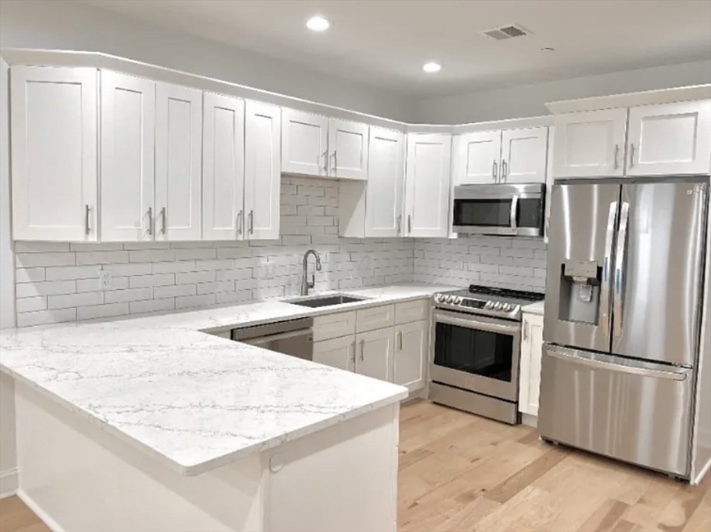 1500 Worcester Rd # 6