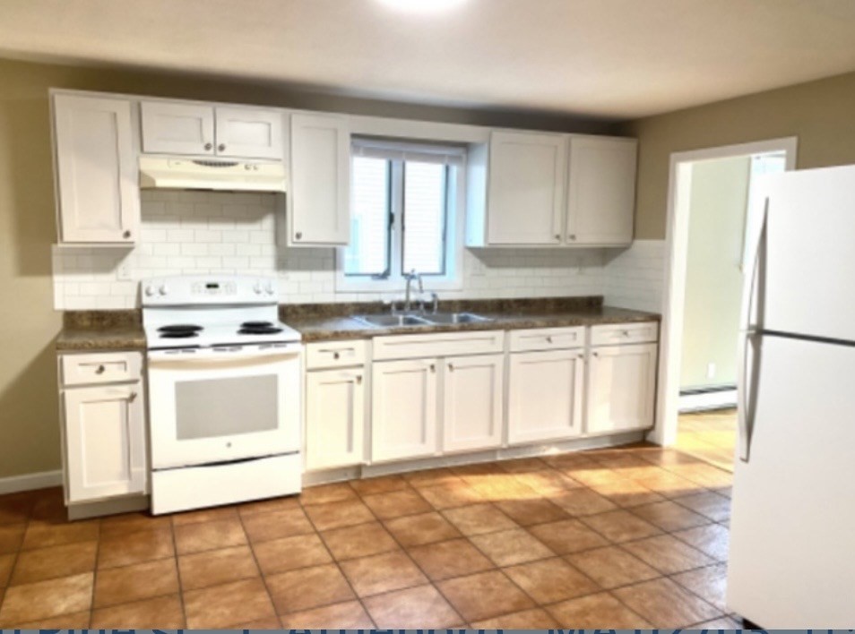 210 Pine St # 1