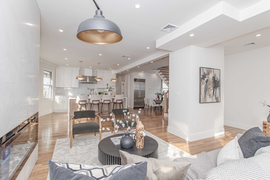 123 Mt Vernon Street