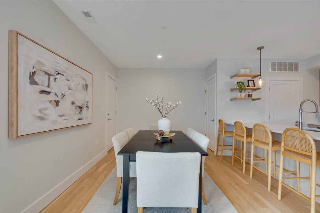 165-167 Bowen Street # 3