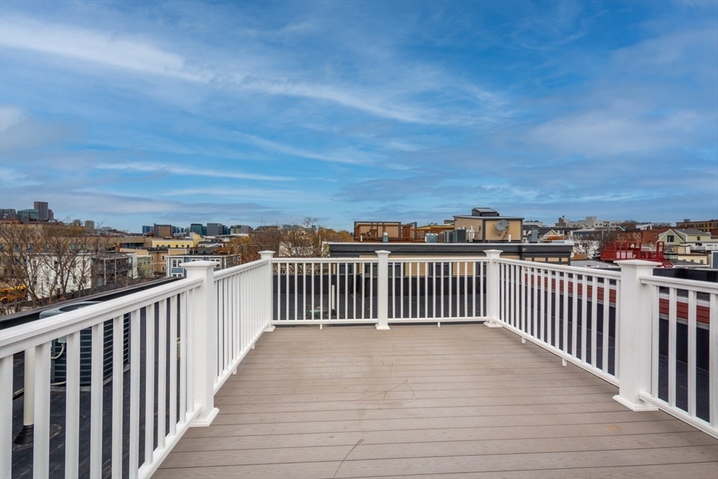 165-167 Bowen Street # 3