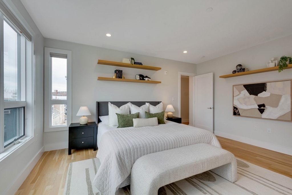 165-167 Bowen Street # 3