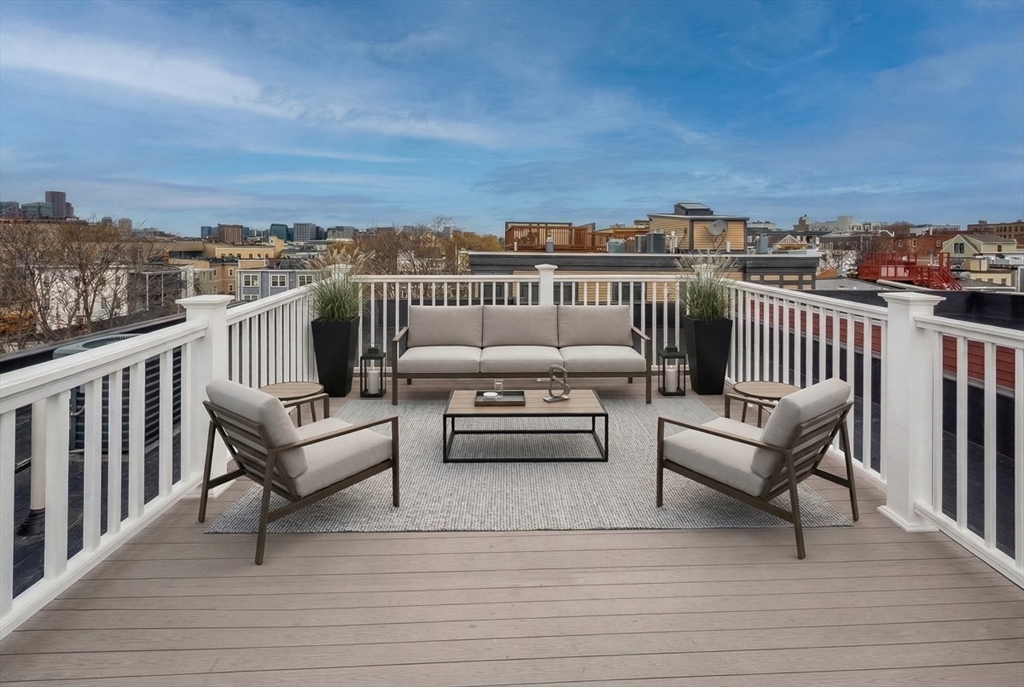 165-167 Bowen Street # 3