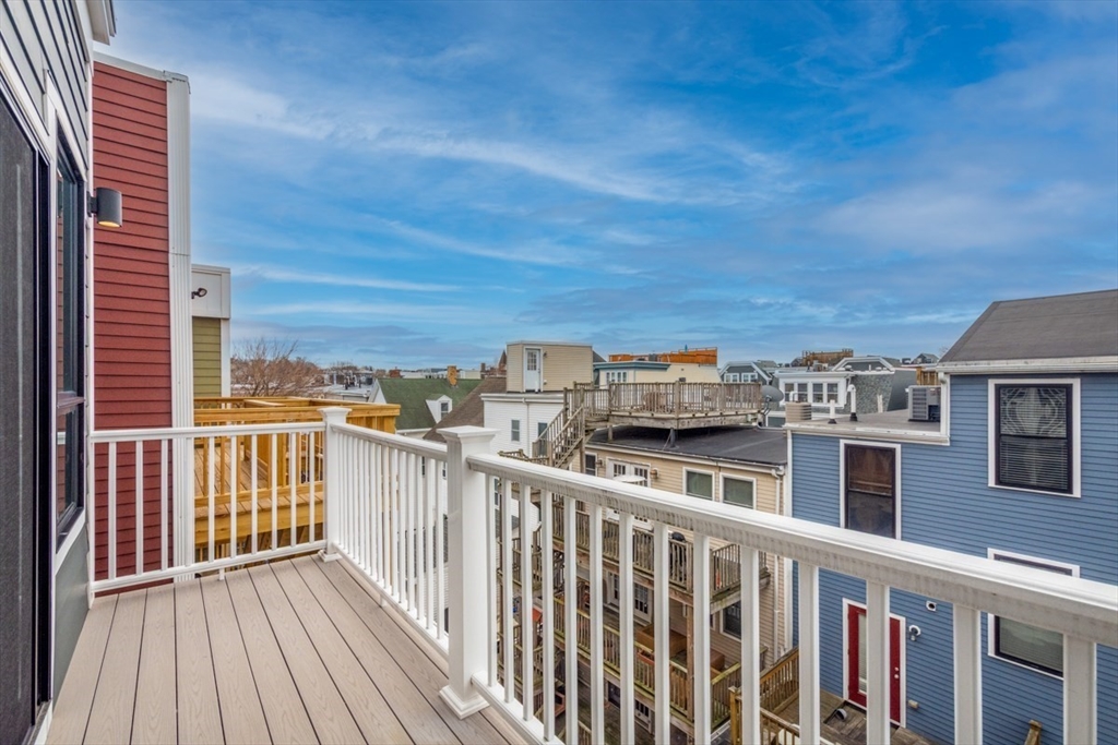 165-167 Bowen Street # 3