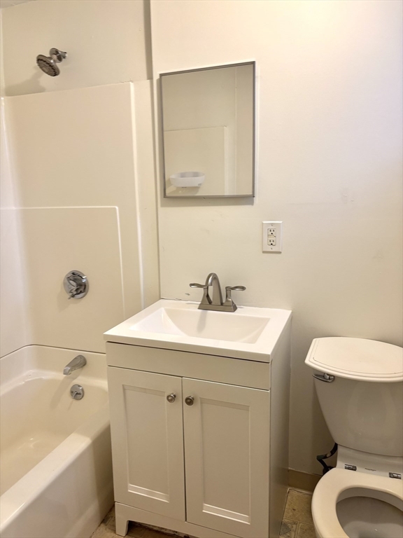 337R Village St # 1a