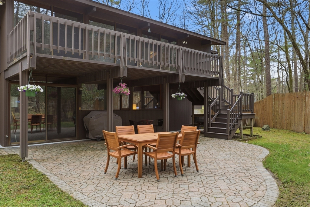 384 River Road