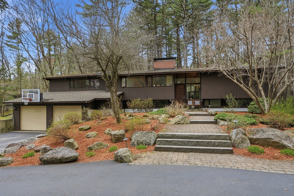 384 River Road