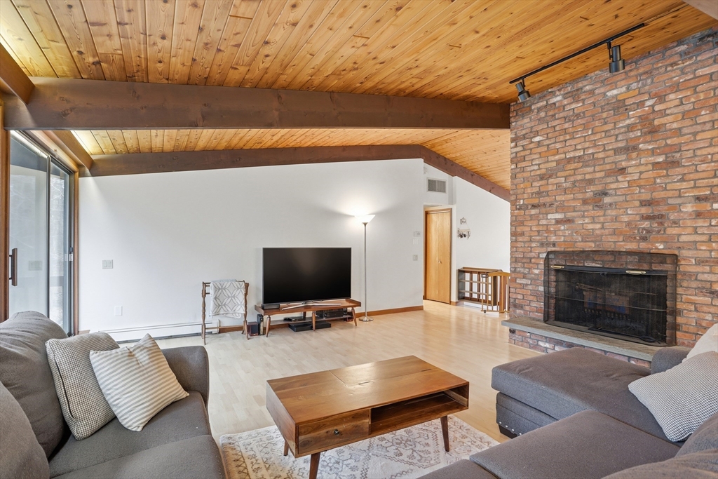 384 River Road