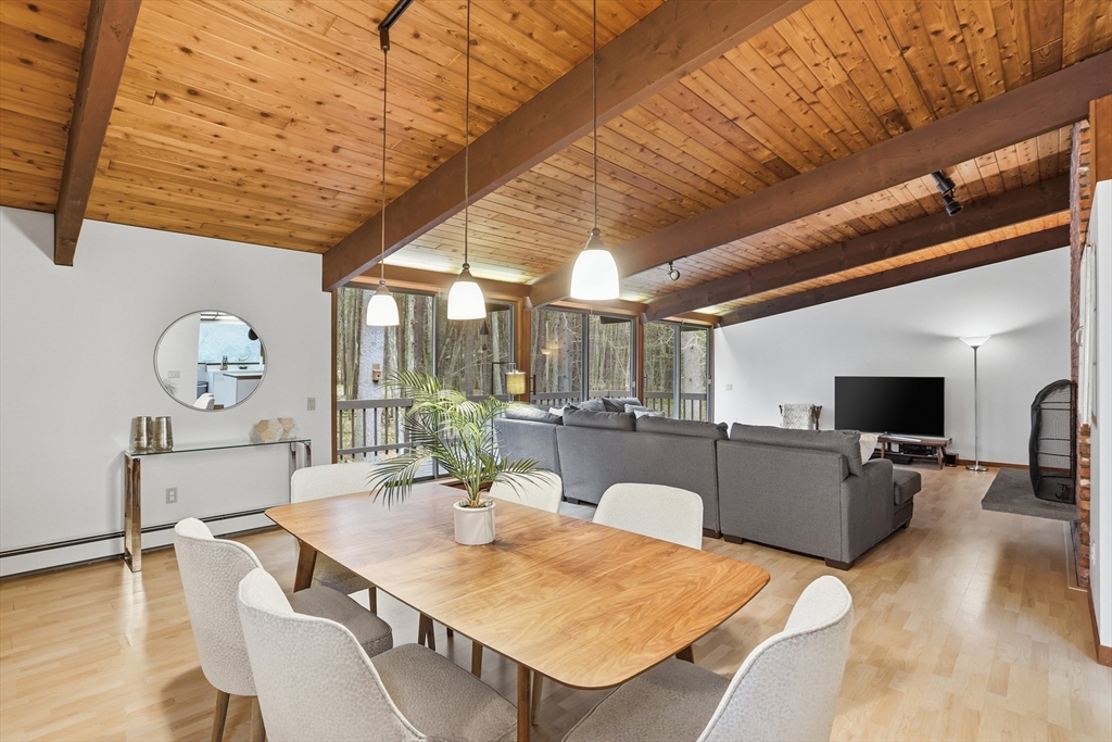 384 River Road