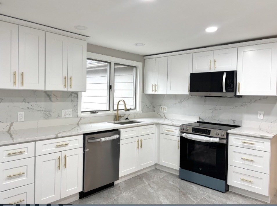 338 Langley Rd