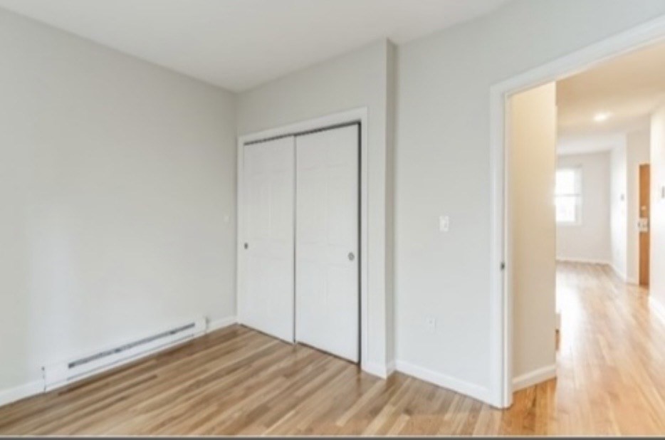 204 H St # 1