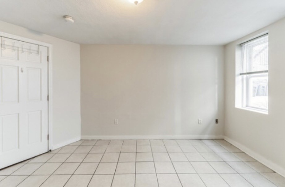 204 H St # 1