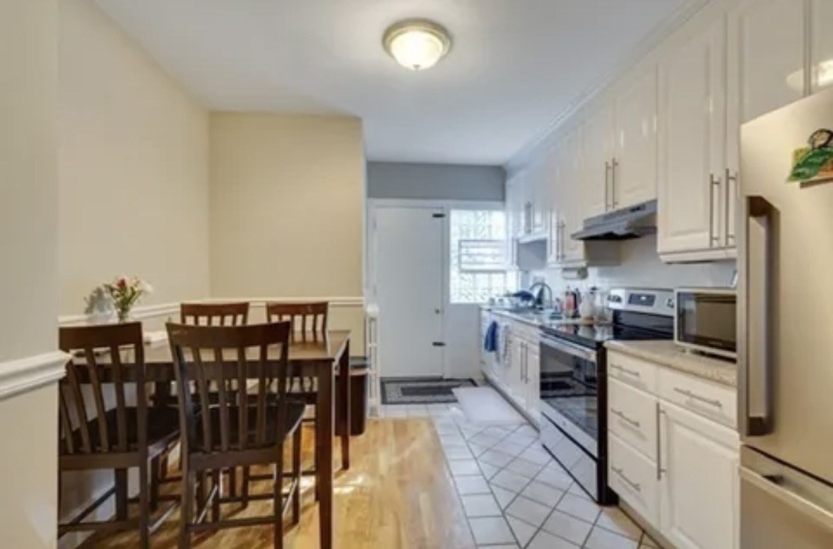 322 Brookline St # 1