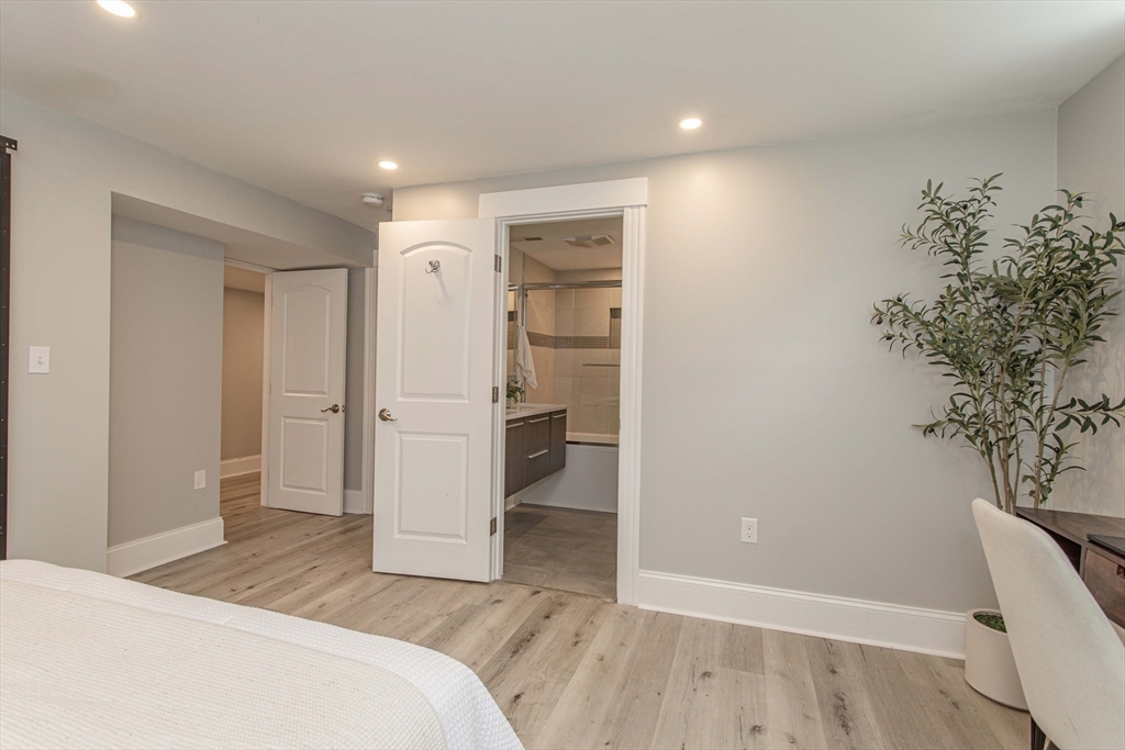 40 Harvard Street # 1