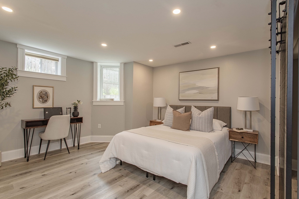 40 Harvard Street # 1