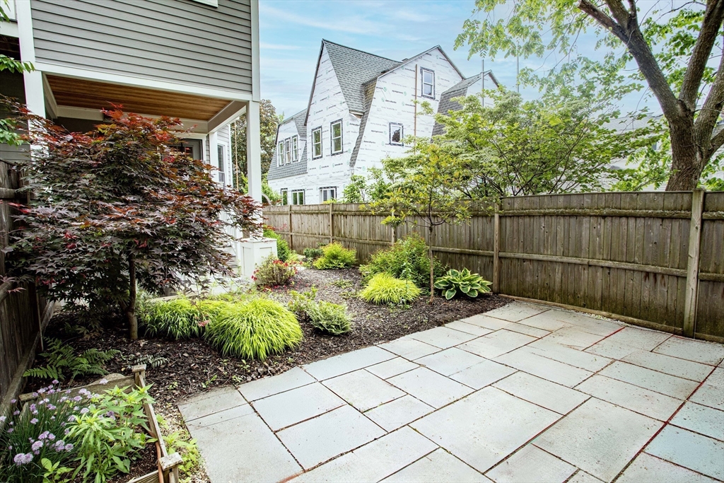 40 Harvard Street # 1