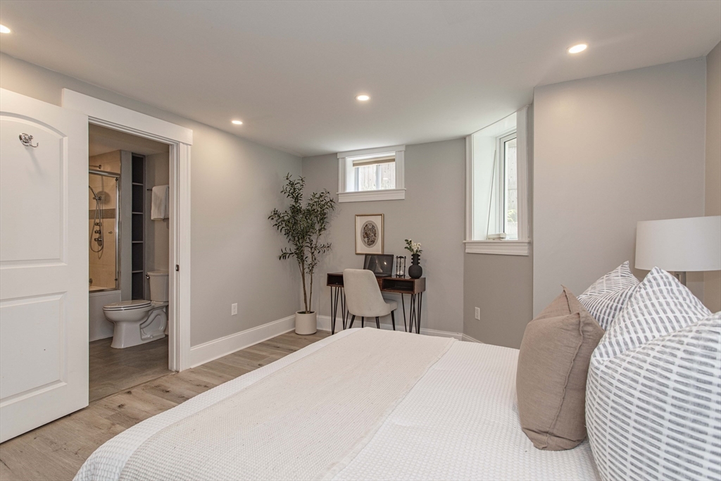40 Harvard Street # 1