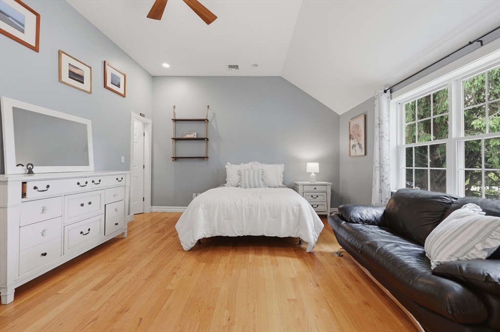 5 Laclede Avenue