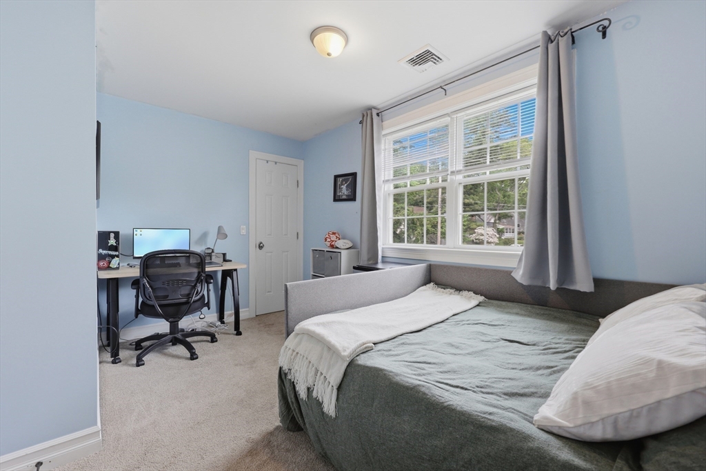 5 Laclede Avenue