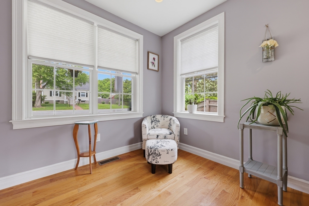 5 Laclede Avenue